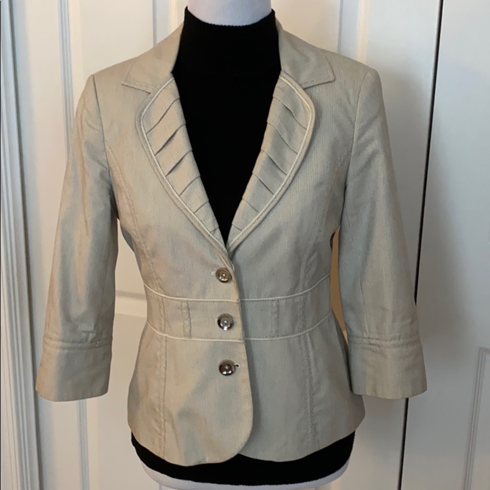 WHBM Blazer Jacket 3/4 sleeves cream with black